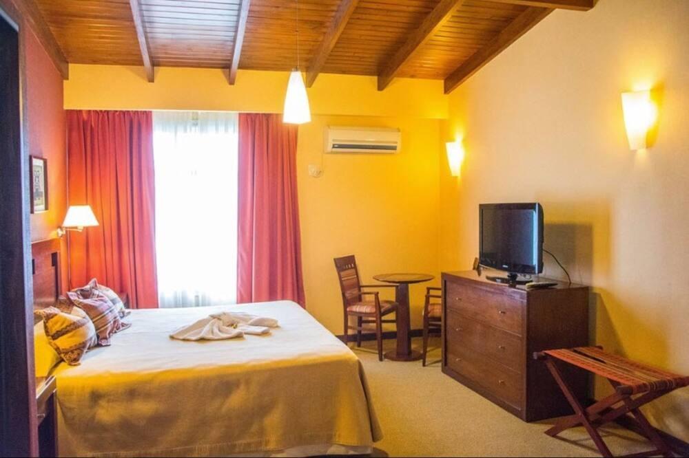 Howard Johnson Inn רוסאריו דה לה פרונטרה מראה חיצוני תמונה