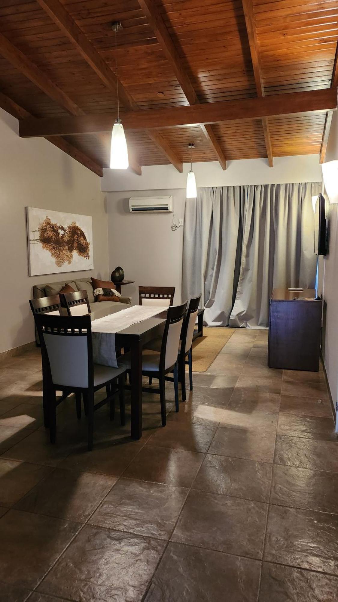 Howard Johnson Inn רוסאריו דה לה פרונטרה מראה חיצוני תמונה