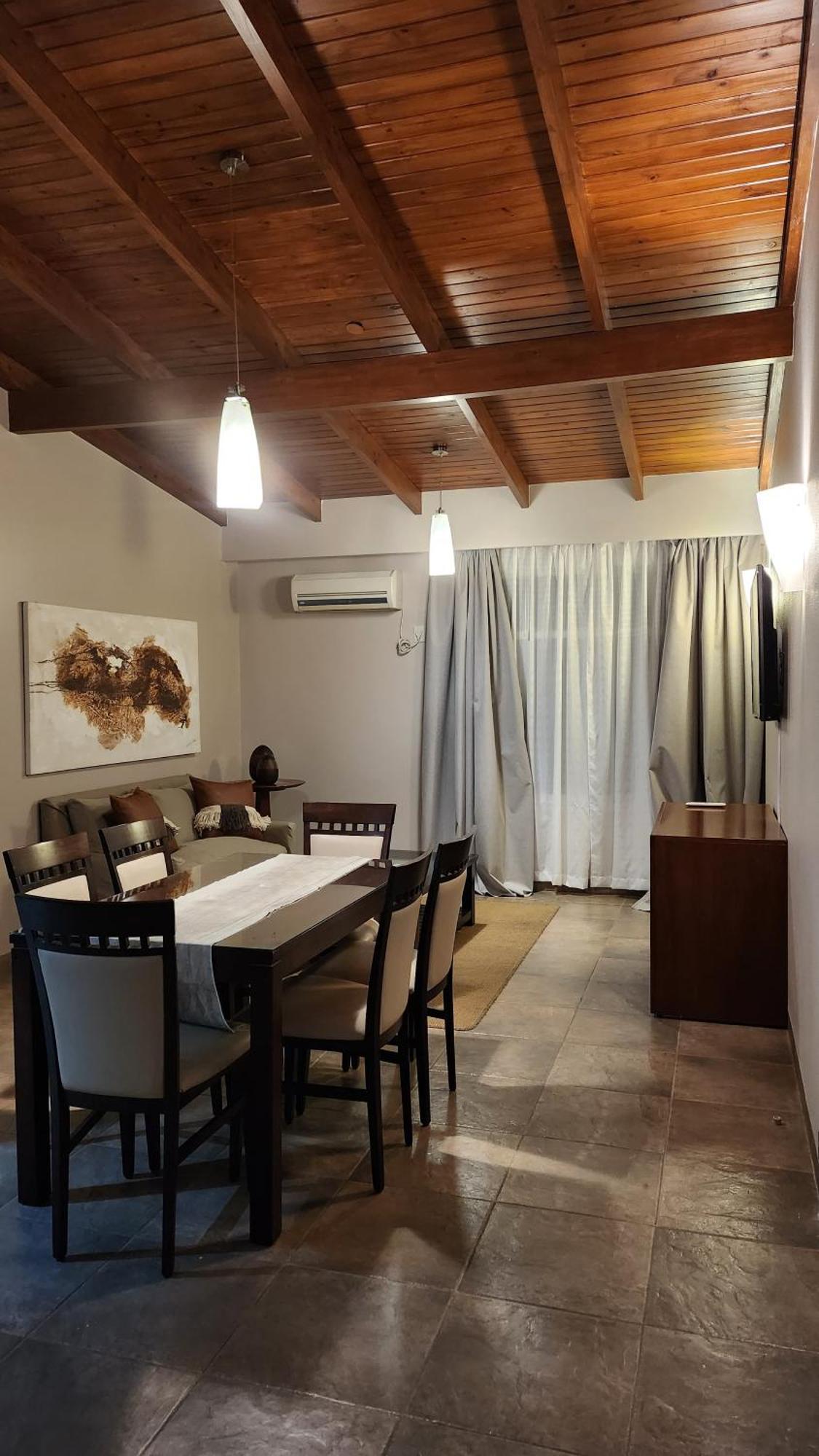 Howard Johnson Inn רוסאריו דה לה פרונטרה מראה חיצוני תמונה