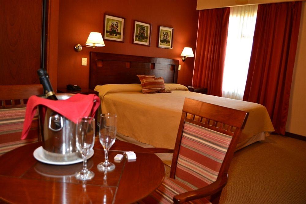 Howard Johnson Inn רוסאריו דה לה פרונטרה מראה חיצוני תמונה